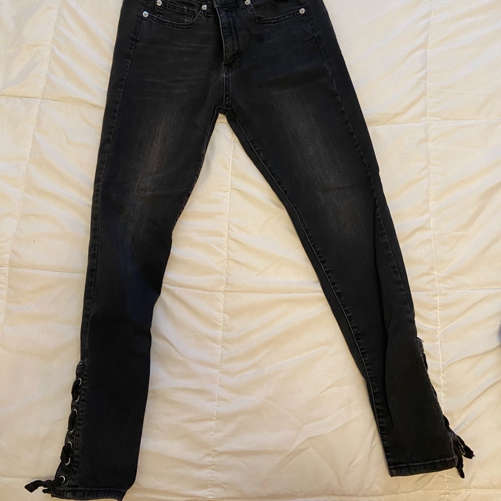 Skinny black ankle jeans